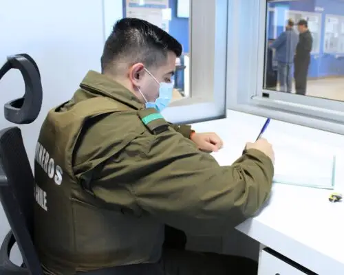 Hospital de Curicó refuerza seguridad con oficina permanente de Carabineros en Urgencias
