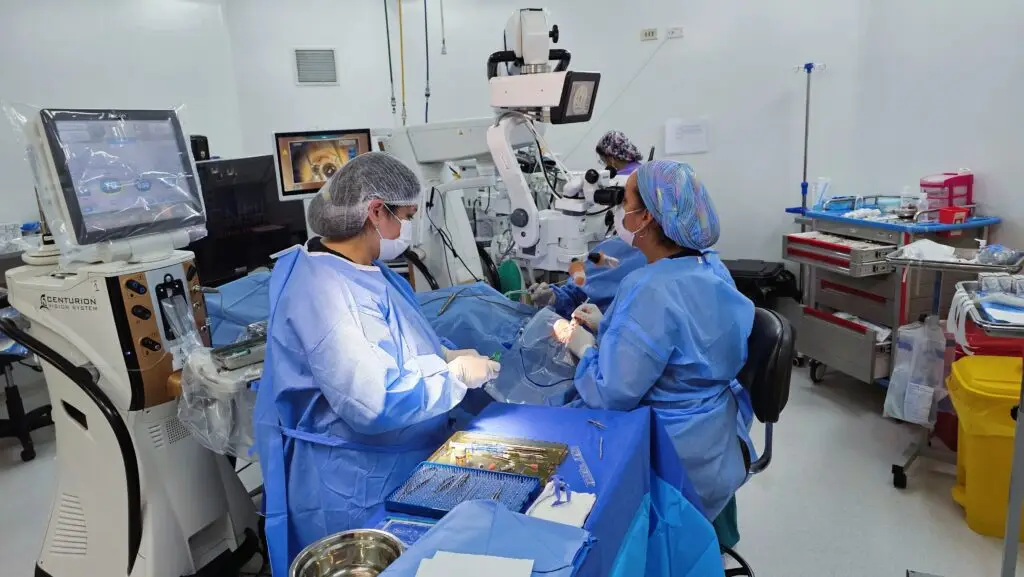 Operativo Hospital de Talca y Capredena mejora la visión a 150 pacientes con cataratas en el Maule