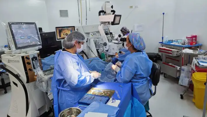 Operativo Hospital de Talca y Capredena mejora la visión a 150 pacientes con cataratas en el Maule