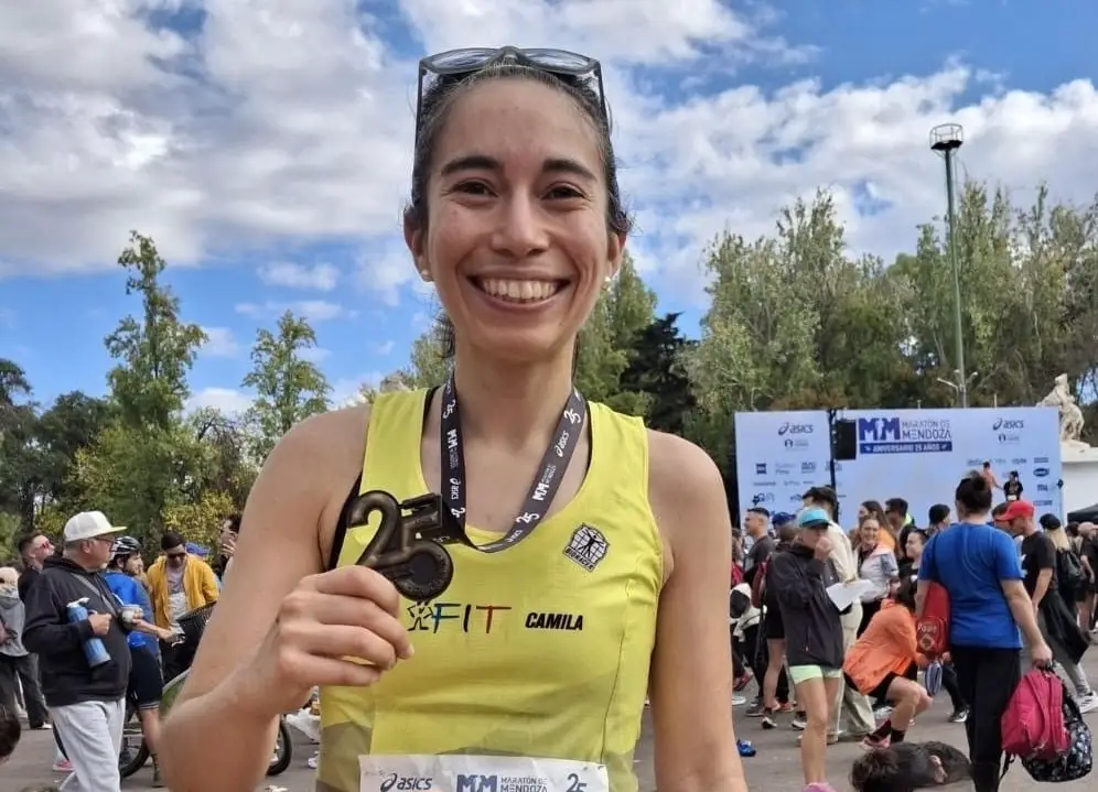 Camila Sánchez triunfa en el Maratón Internacional de Mendoza con impresionante tiempo