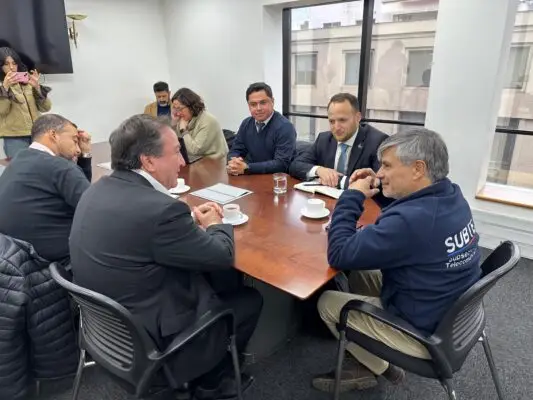 Diputado Guzmán anuncia mesa de trabajo para implementar Ley Chao Cables en Talca