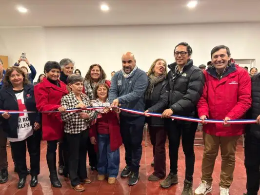 Municipio de Molina inauguró mejoras de histórica sede de la Villa Servicio Seguro Social