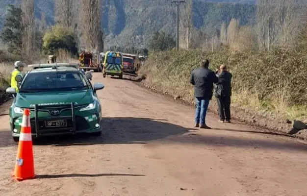 Fatal colisión frontal en Teno cobra la vida de conductor y deja a dos mujeres lesionadas