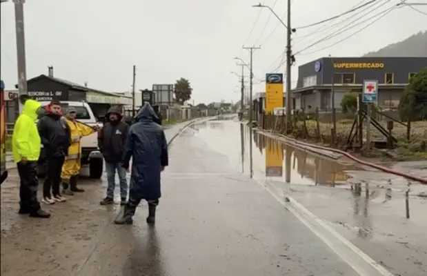 Disputa entre privado y Vialidad causa inundaciones en Licantén: alcalde lamentó limitaciones para intervenir