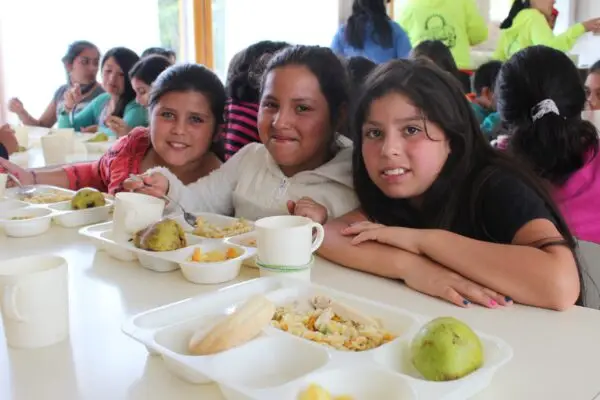 Junaeb Maule garantizó alimentación y recreación a más de mil estudiantes en vacaciones
