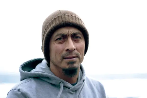 Surfista Ramón Navarro y la Fundación Punta de Lobos llaman a revisar proyecto de espigón en caleta Los Botes de Pelluhue