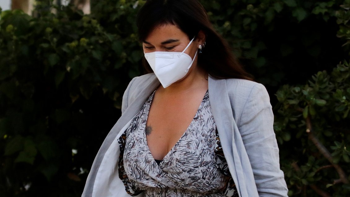 Ministra Izkia Siches suspende visita a Ercilla tras disparos al aire cerca de comitiva